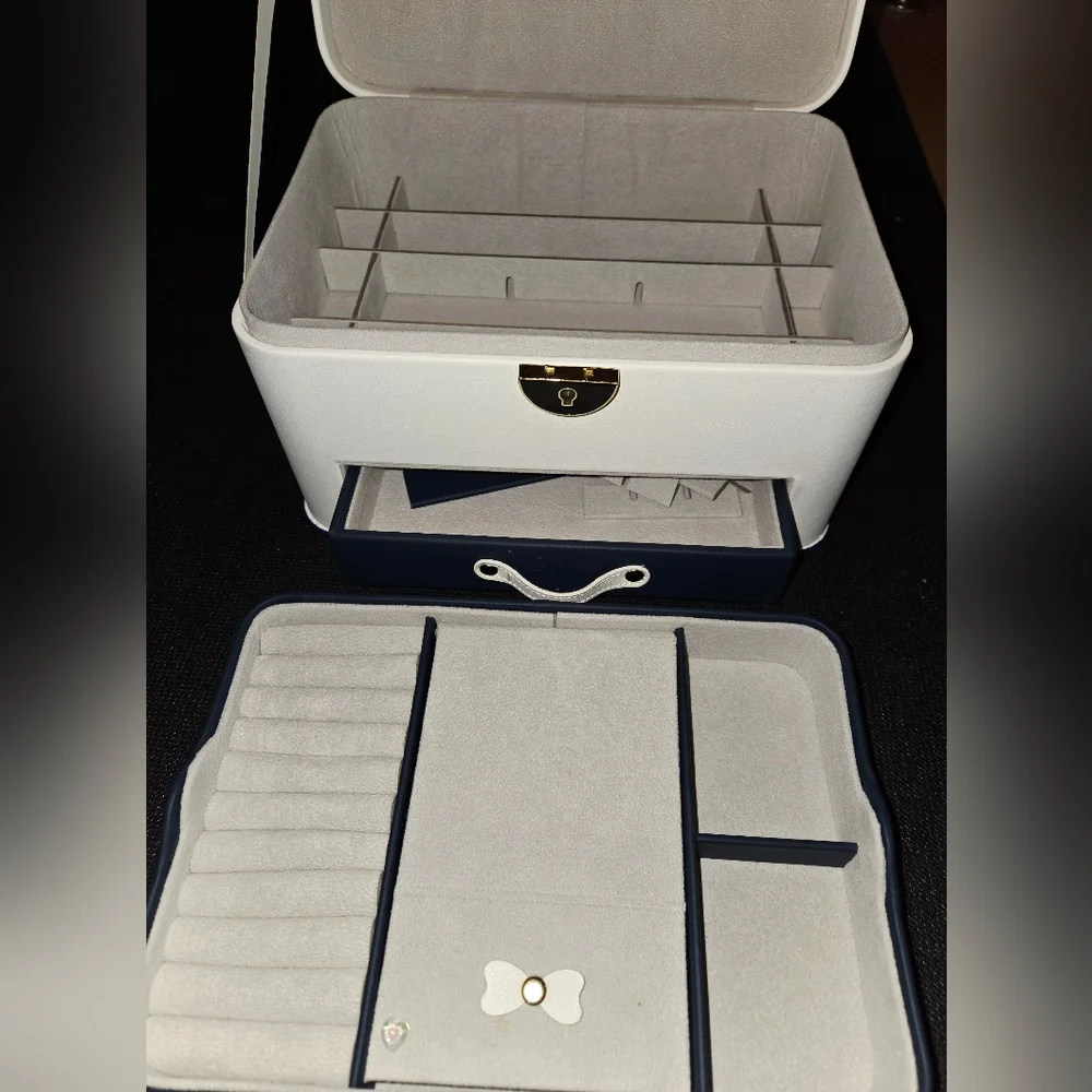 White Girls Jewelry Box With Cartoon Horse